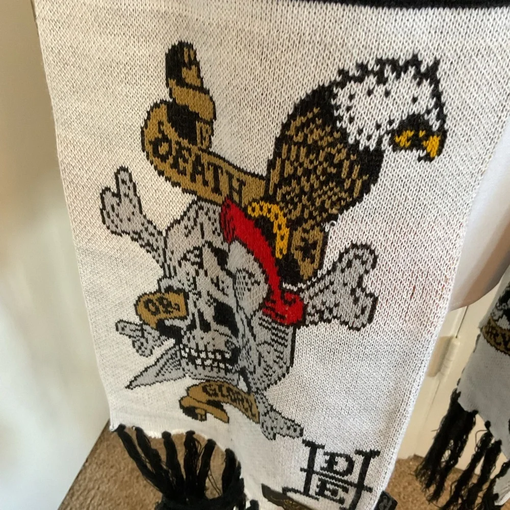 Ed Hardy make bold